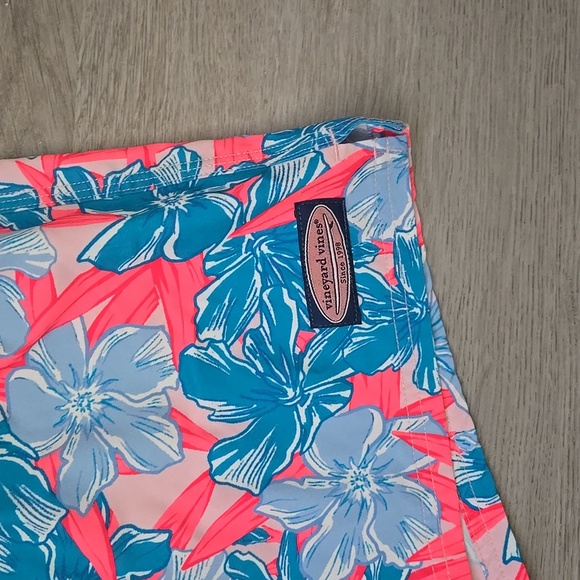 Vineyard Vines Oleander 7" Chappy Swim Trunks - Picture 3 of 5